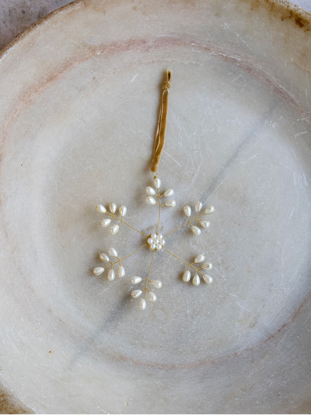 Étoile avec perles WD19
