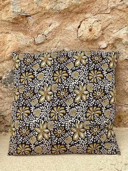 *VENTE* Coussin avec rembourrage JA2337