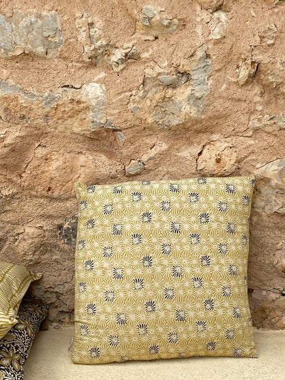 *VENTE* Coussin avec rembourrage JA2338