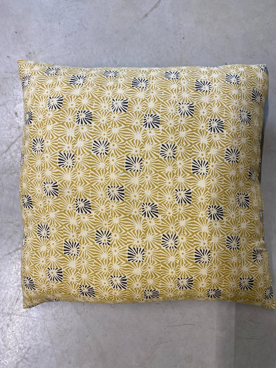 *VENTE* Coussin avec rembourrage JA2338