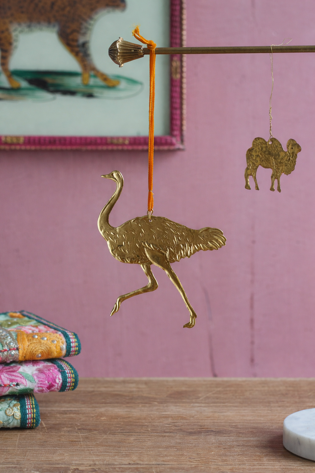Ostrich Ornament NAW564