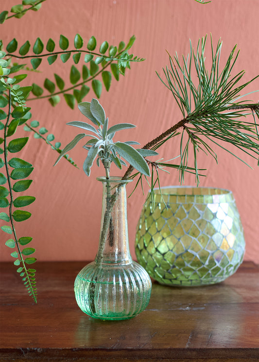 Green vase WEL229