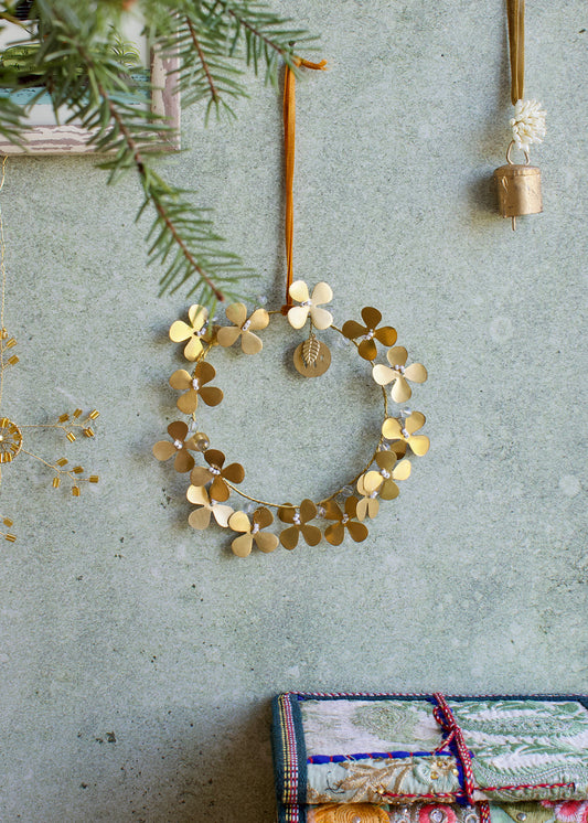 Small clover wreath TI2400015